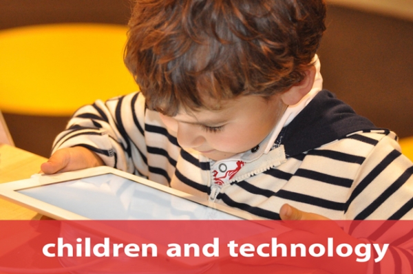 Τα παιδιά πρέπει να περάσουν τα πρώτα 6 χρόνια της ζωής τους χωρίς την τεχνολογία